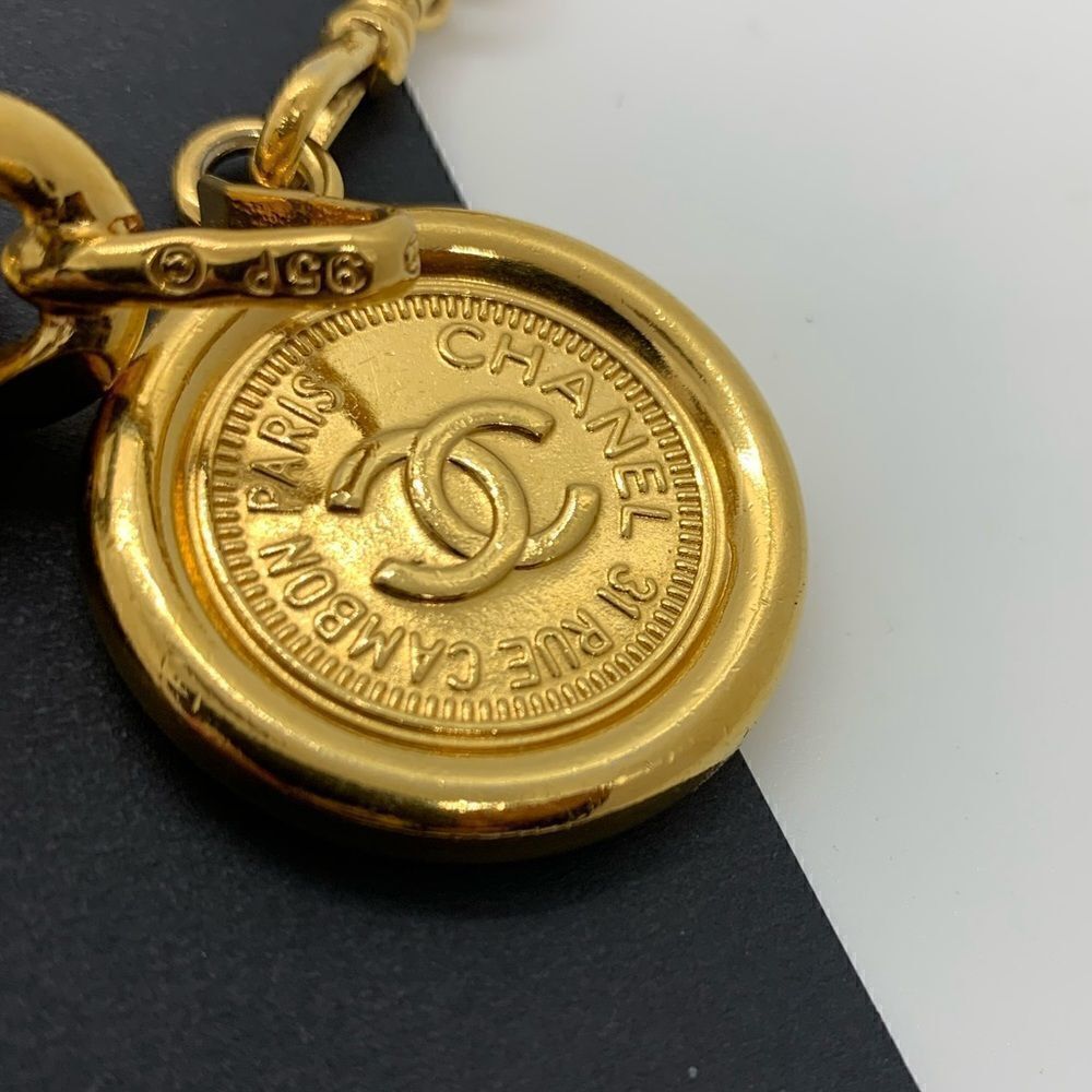 CHANEL Vintage Medallion Chain Belt Metal 70 - Picture 9 of 12